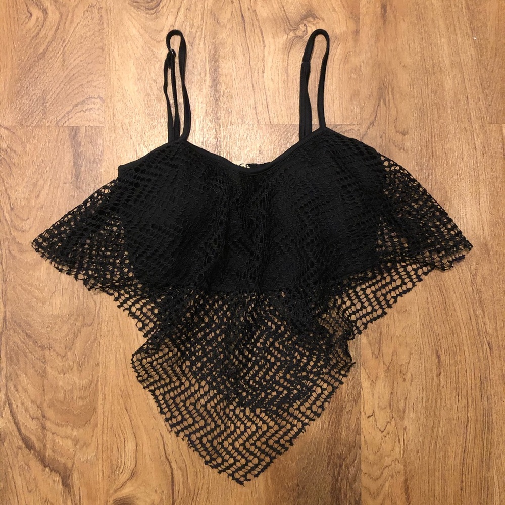 ✨✨ Black Crop Top✨✨